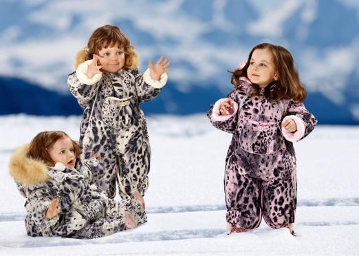 Wo kann man qualitativ hochwertige Kinderkleidung in großen Mengen kaufen?