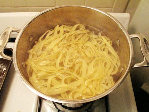 Wie viel Pasta zu kochen?