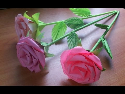 Wie man eine Rose aus Papier macht?