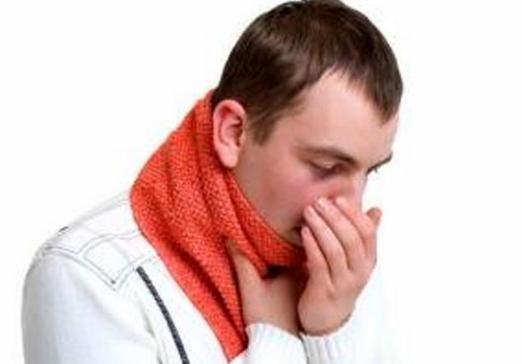 Wie kann man Halsschmerzen heilen?